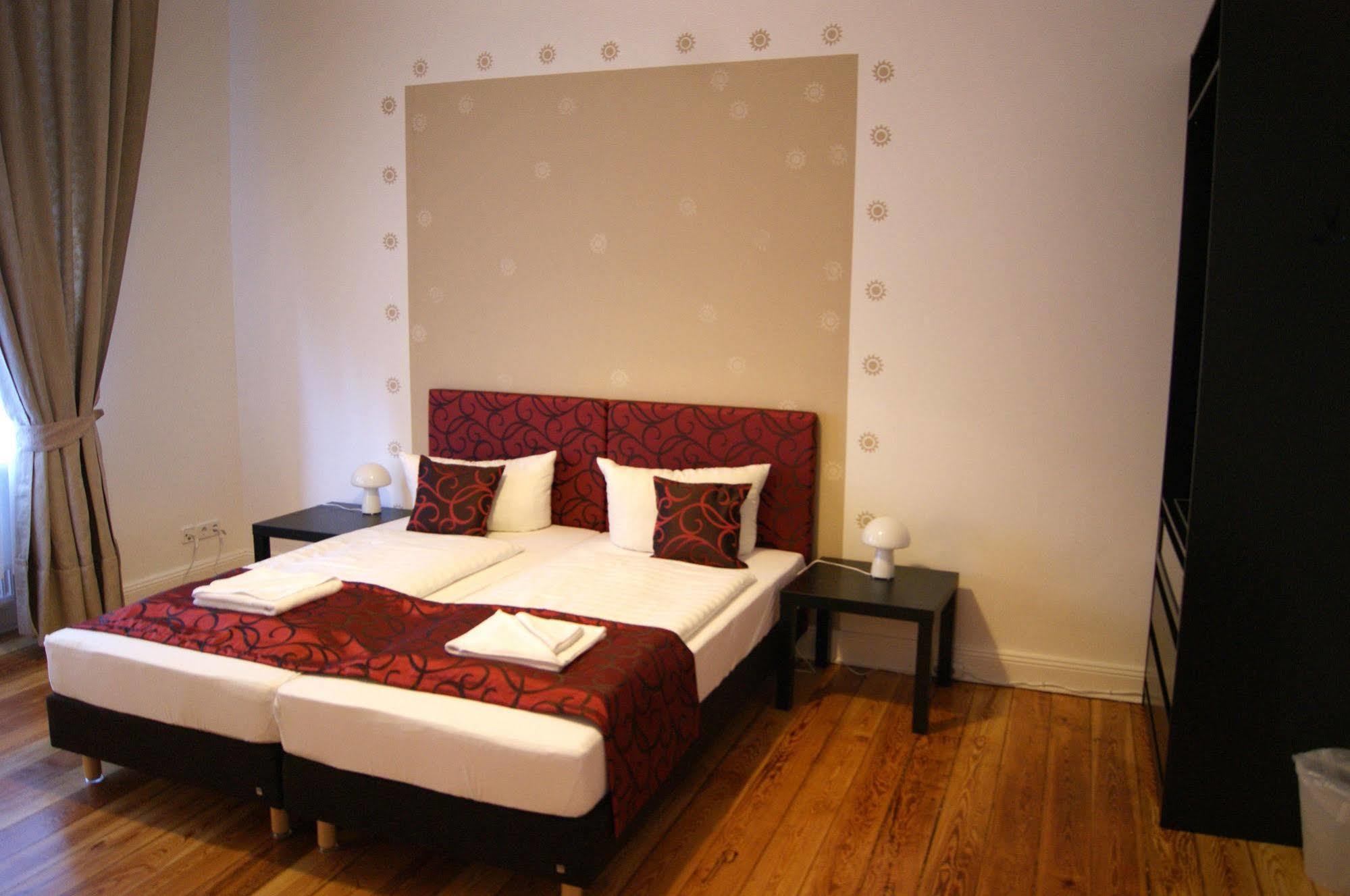 Hotel Pension Senta 베를린 외부 사진